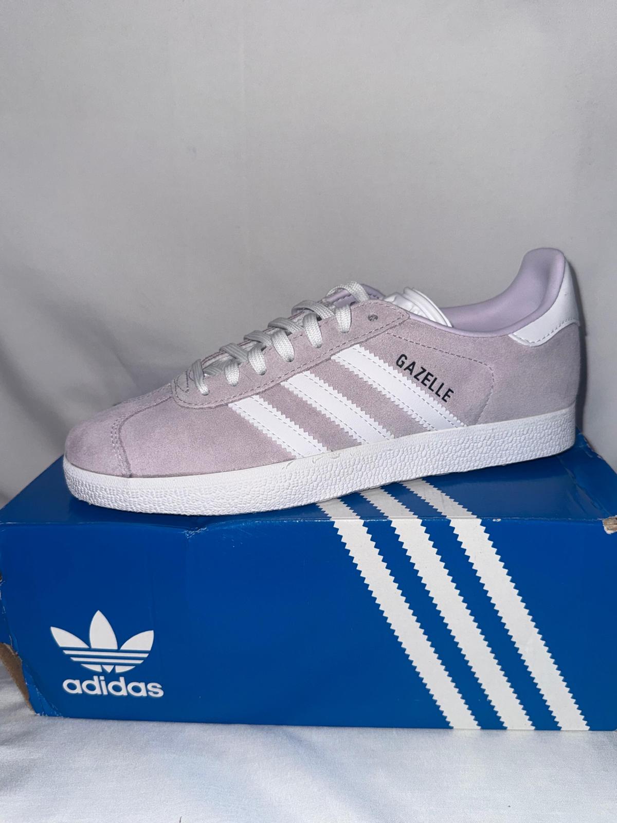 Women Adidas Gazelle