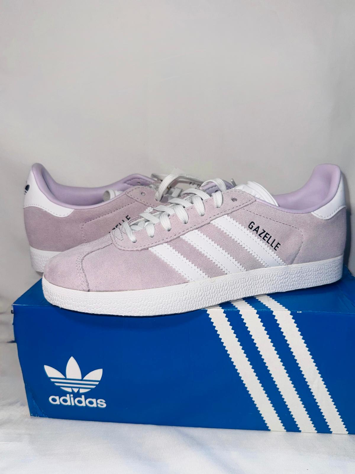 Women Adidas Gazelle